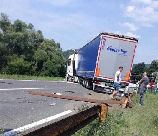 Jedna osoba povrijeđena u udesu kod Maglaja - Avaz