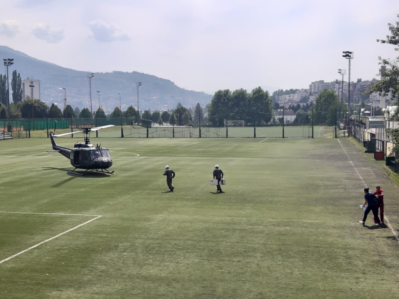 Dvije doktorice u helikopteru - Avaz