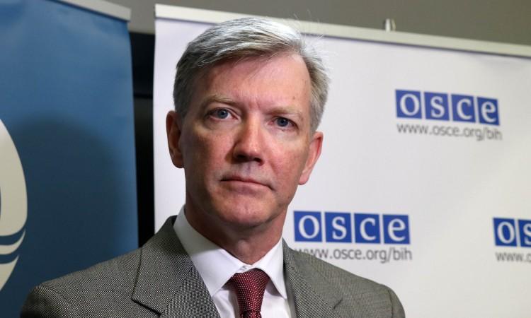 Brus Berton, šef misije OSCE-a - Avaz