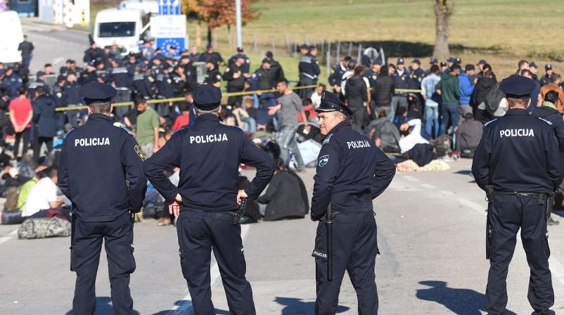 Prije godinu migranti nasilu pokušali ući u Hrvatsku - Avaz