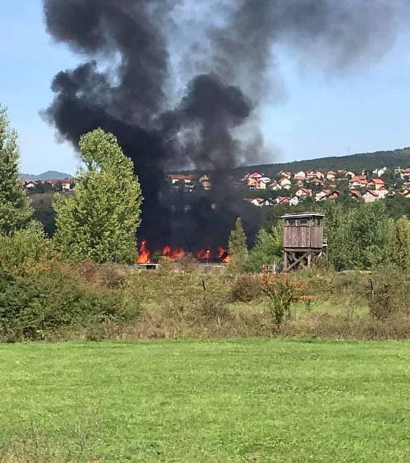 Gori kasarna u Rajlovcu - Avaz