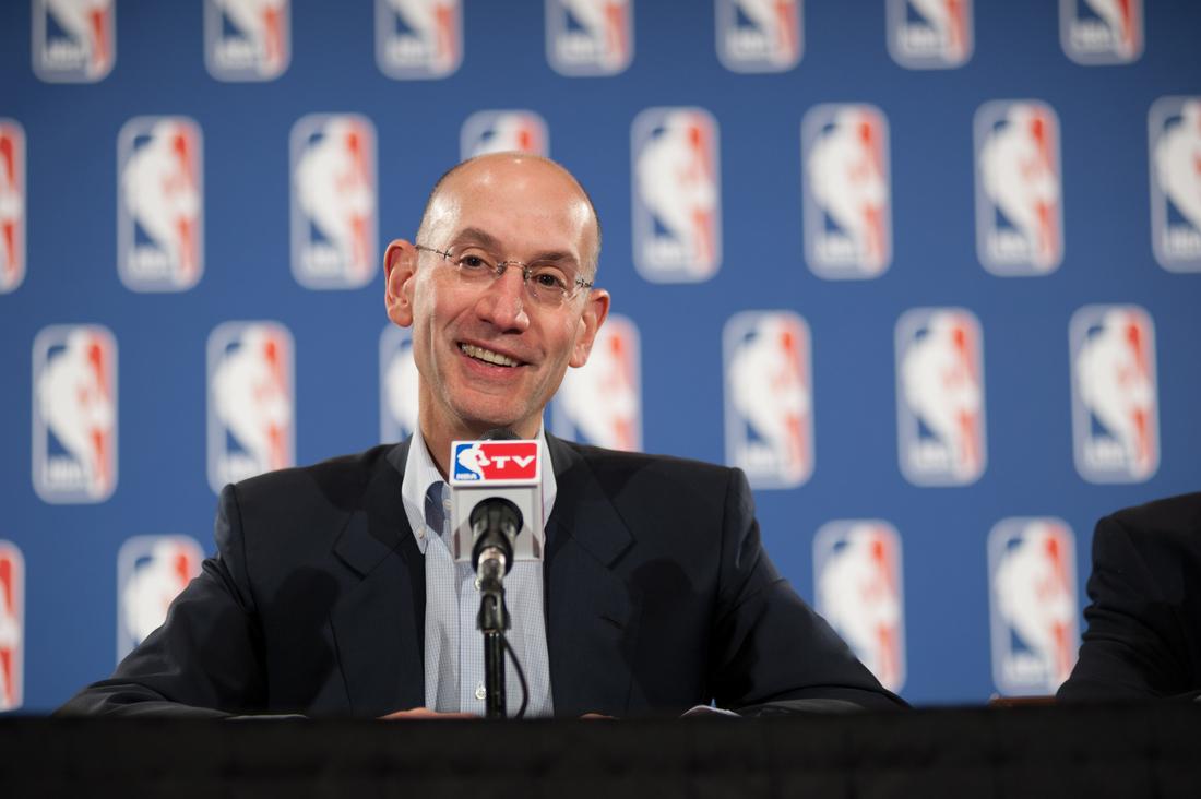 Adam Silver dobio dozvolu da NBA igračima oduzima telefone i kompjutere!