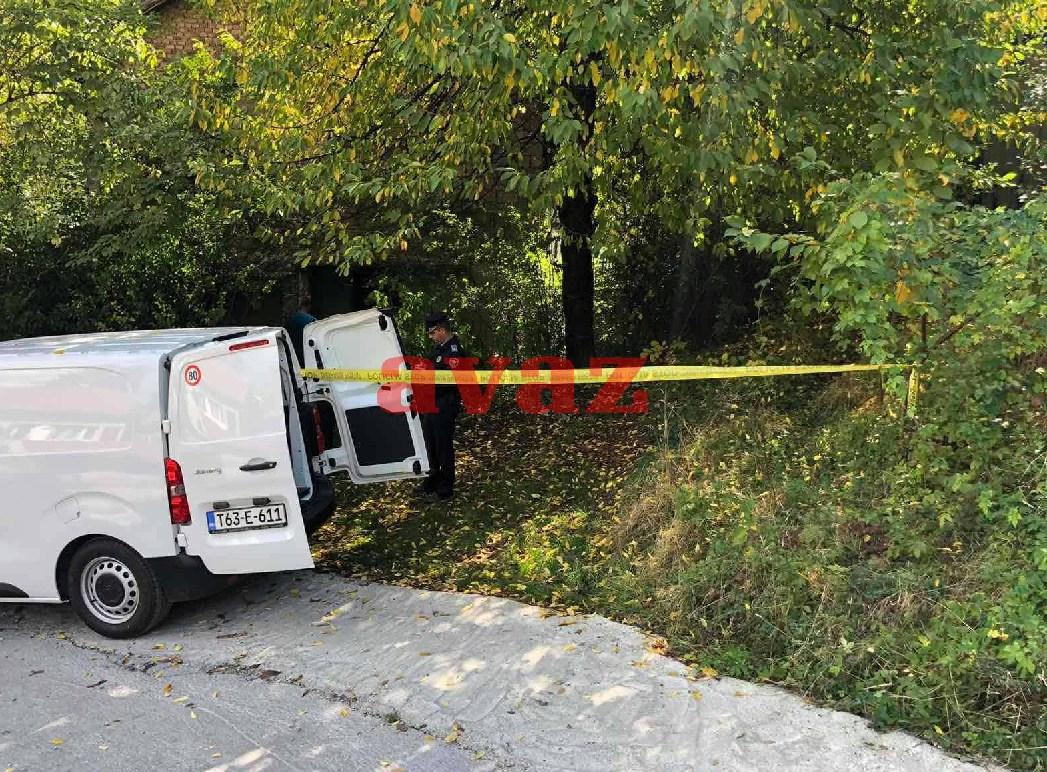 Šokantno: Muškarac se objesio u porodičnoj kući!