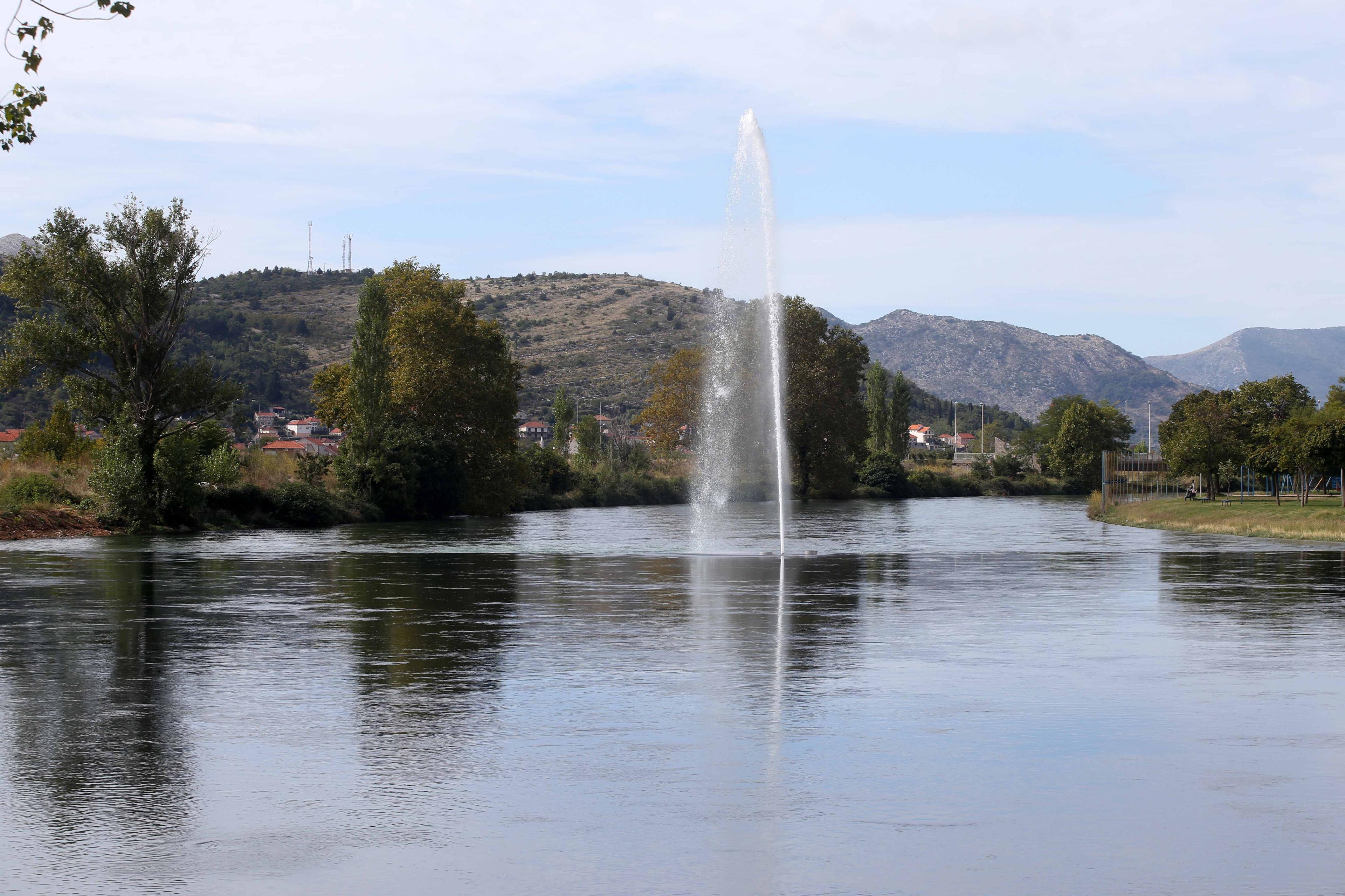 Trebinje: Sunce, osmijesi i šetnje - Avaz