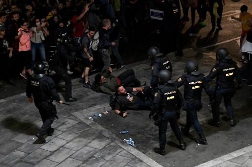 Demonstranti blokirali aerodrom u Barceloni, 37 povrijeđenih