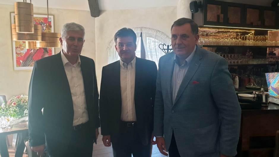 Čović, Dodik i Lajčak razgovarali o političkoj krizi u BiH