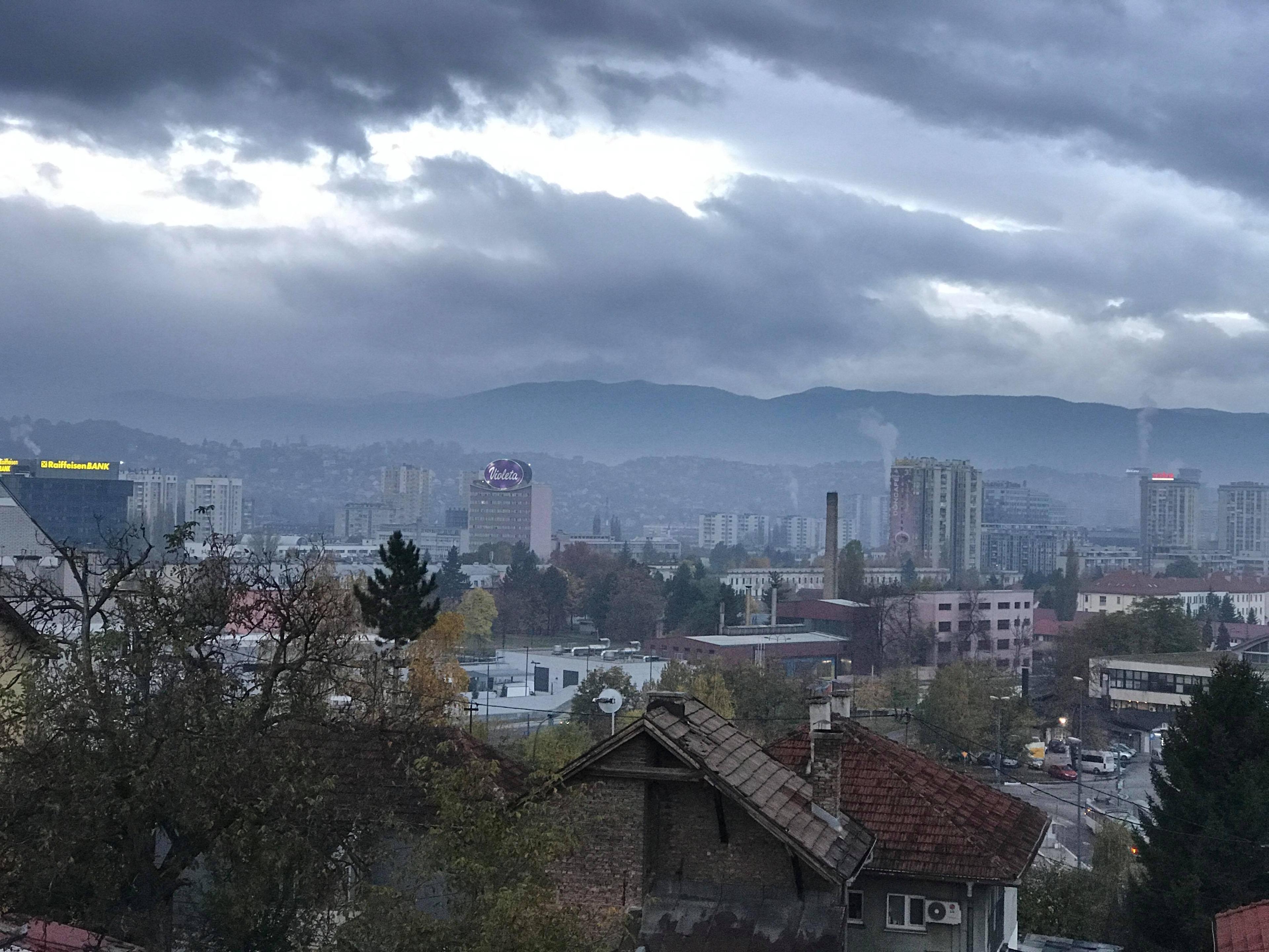 Kišovit vikend pred nama: Zaobiđite Hercegovinu u nedjelju, vjetar i do 65 km/h