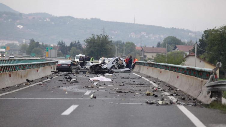 Sve više nesreća na autoputevima: Okreću se u tunelima, ruše znakove, voze u pogrešnom smjeru...