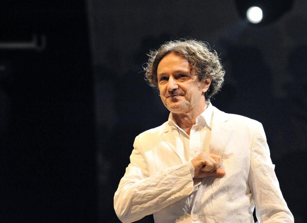 Goran Bregović s "Orkestrom za svadbe i sahrane" sinoć zapalio Beč: Večeras će s "Bijelim dugmetom" gorjeti i Skoplje