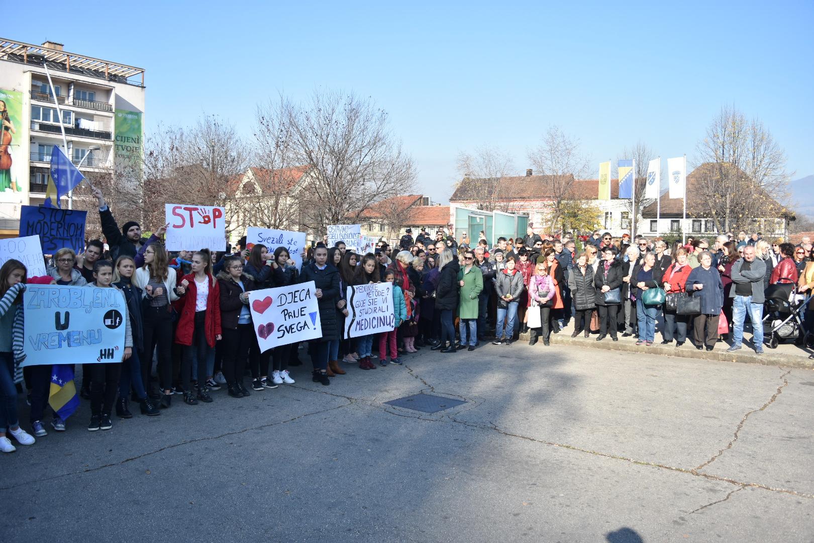 Protesti u Zenici - Avaz