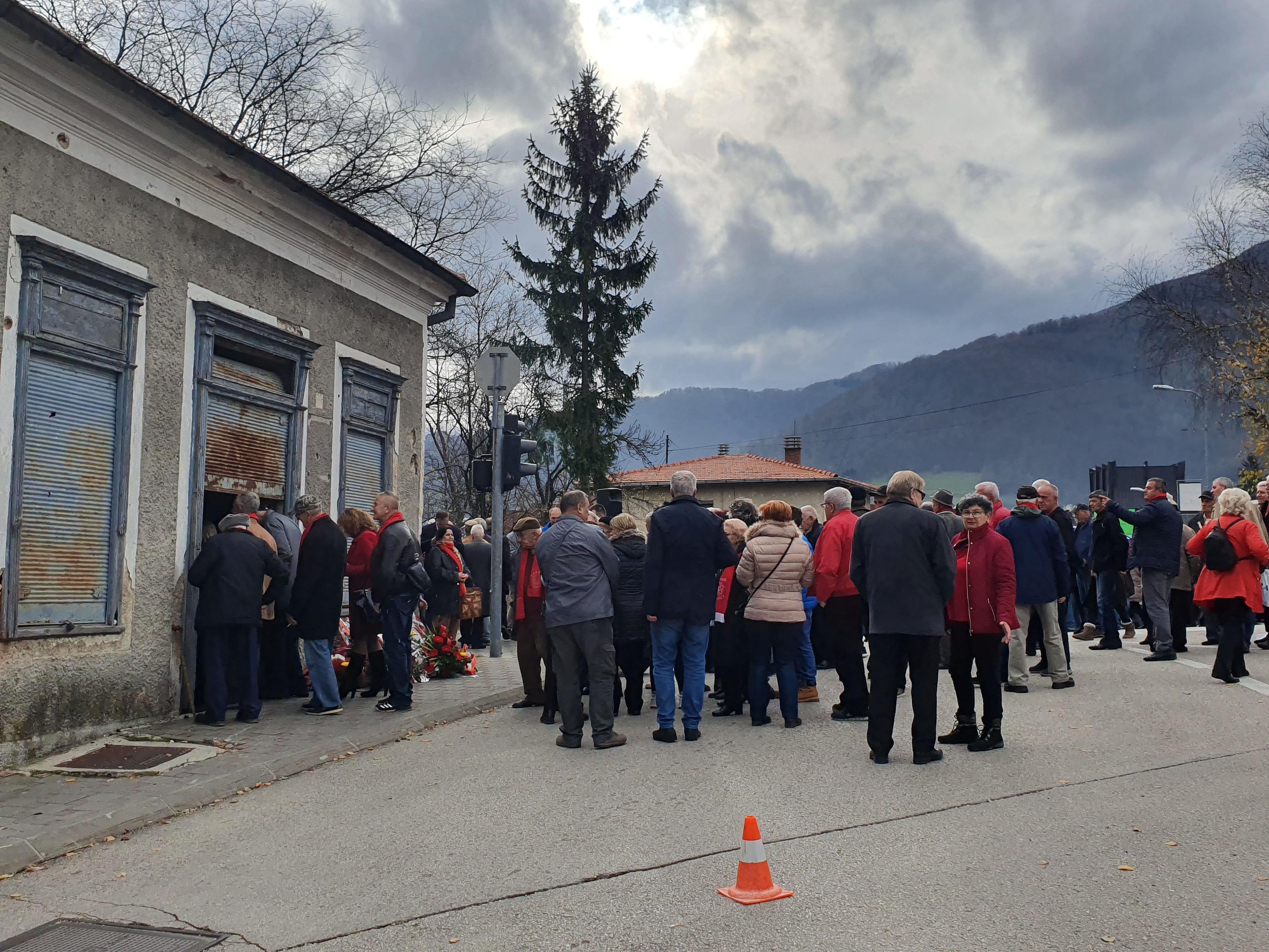 Trošna kuća ZAVNOBiH-a slika je i današnje BiH