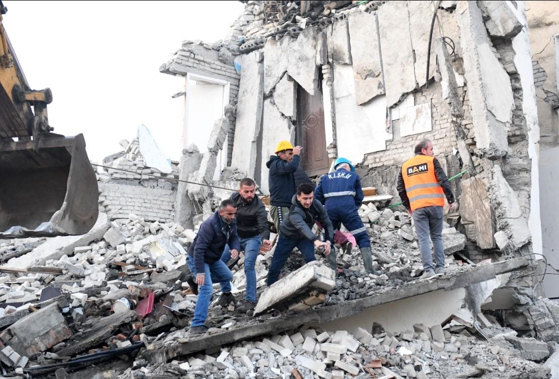 Razoran zemljotres u Albaniji kroz potresne fotografije: Najmanje sedam osoba poginulo