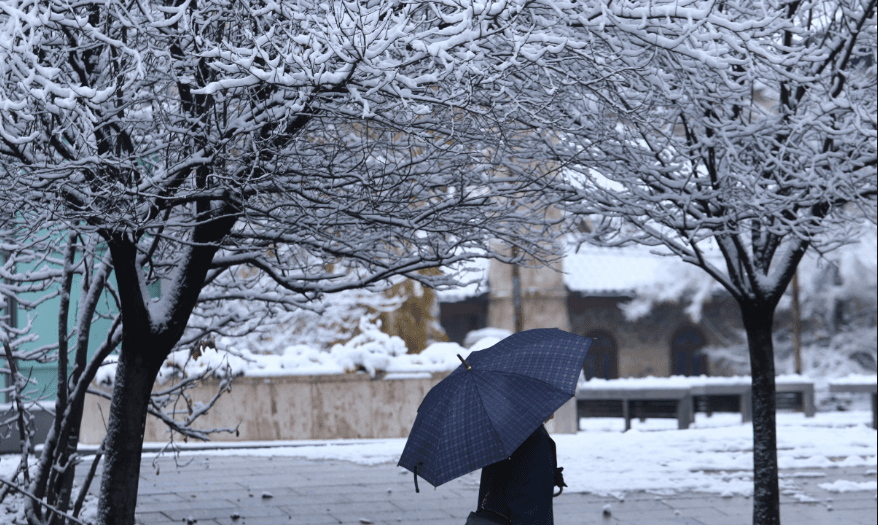 Meteorolozi potvrdili: Snijeg u cijeloj Bosni do kraja dana