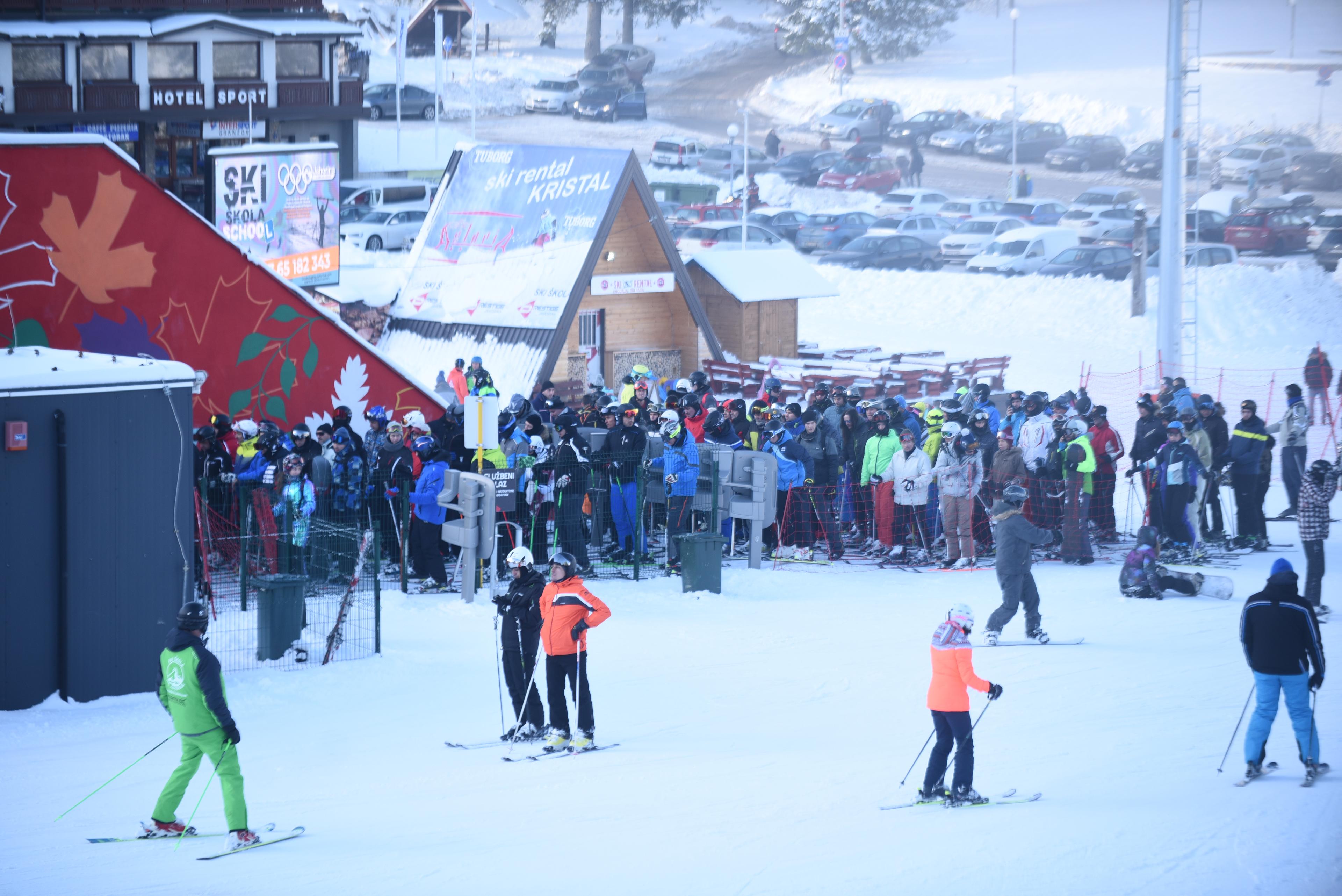 Jahorina: Skijališta puna posjetilaca - Avaz