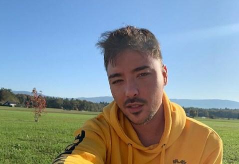 Milan Stanković: Popularni pjevač - Avaz