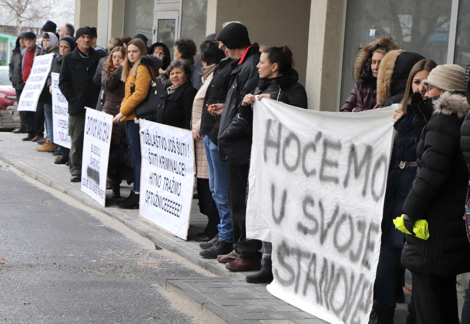 Građani izašli na proteste - Avaz