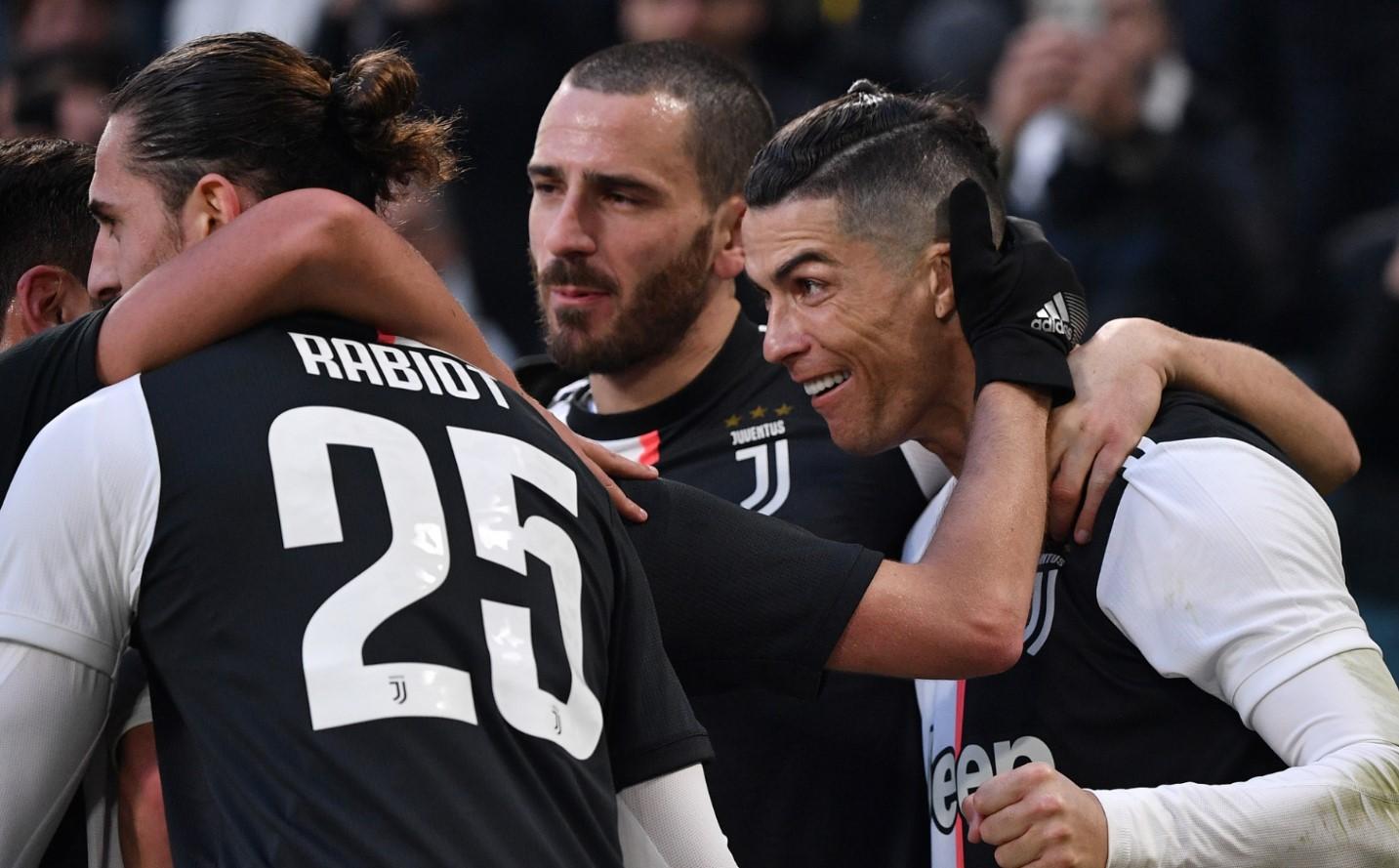 Juve deklasirao Kaljari, Ronaldo zabio het-trik, Milanu ne pomaže ni Ibrahimović