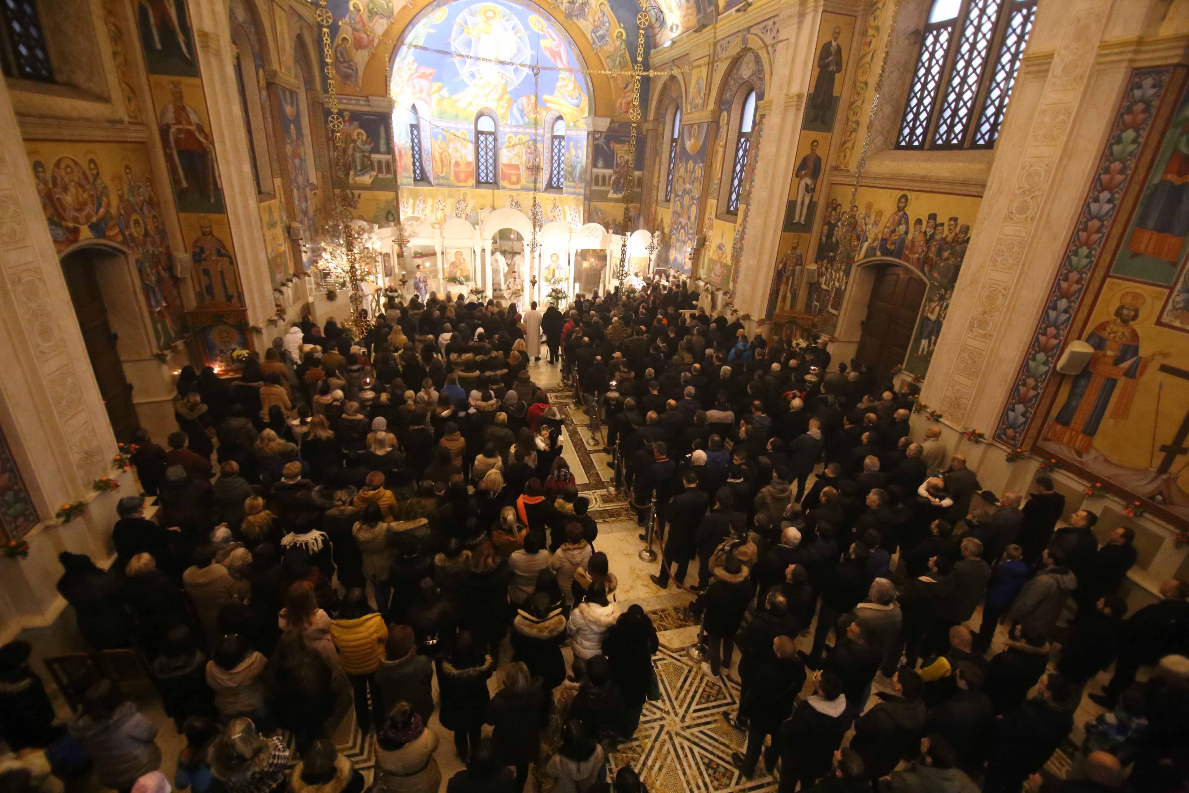 Služena sveta arhijerejska liturgija