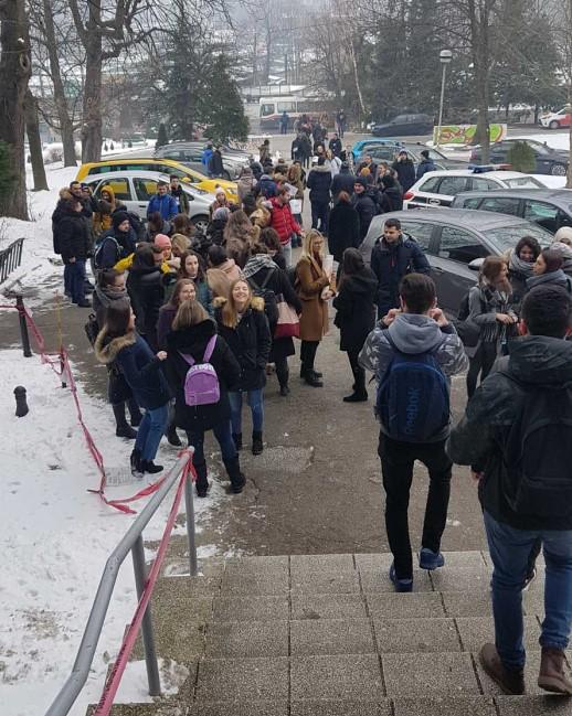 Policija na terenu: Dojava o bombi na fakultetu u Sarajevu