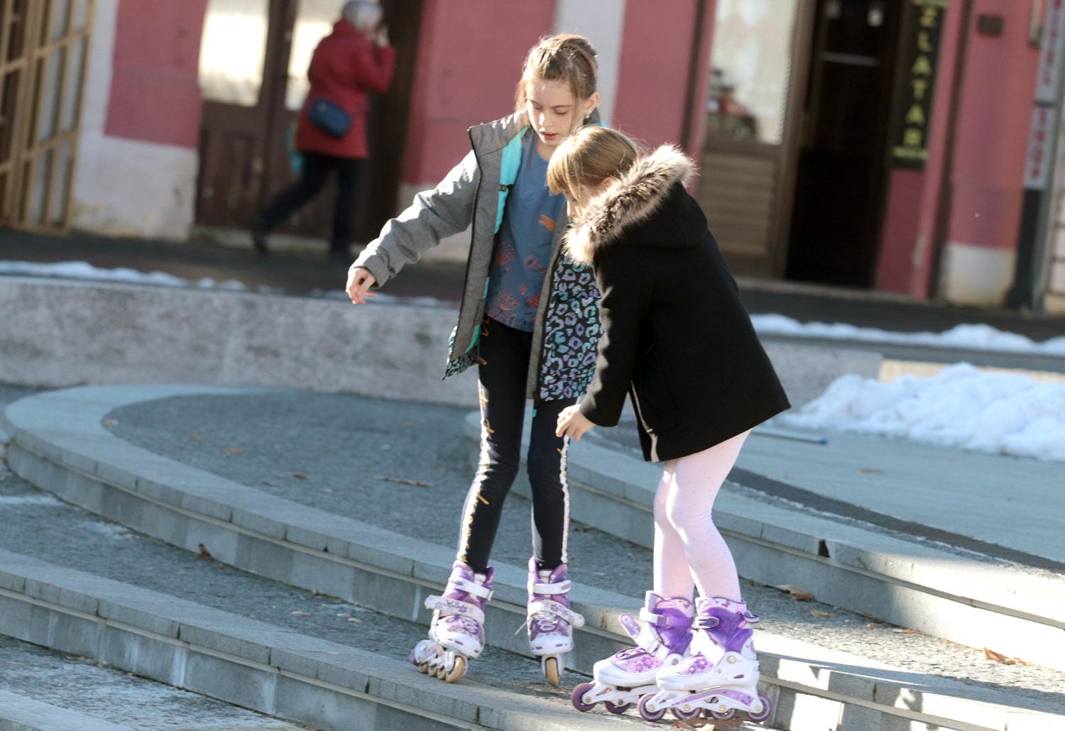 Tuzla: Sunce izmamilo građane vani - Avaz