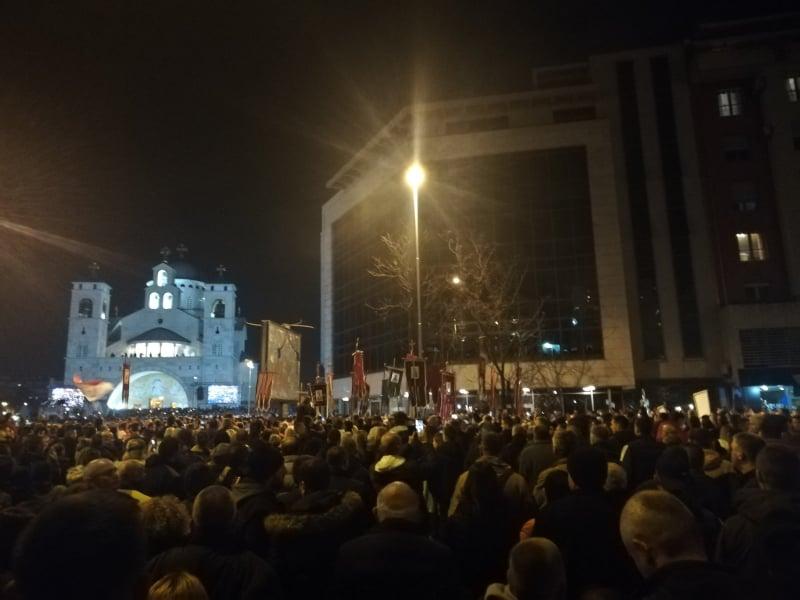 Litije u više gradova: U Podgorici se ori "Crna Gora i Srbija, to je jedna familija"