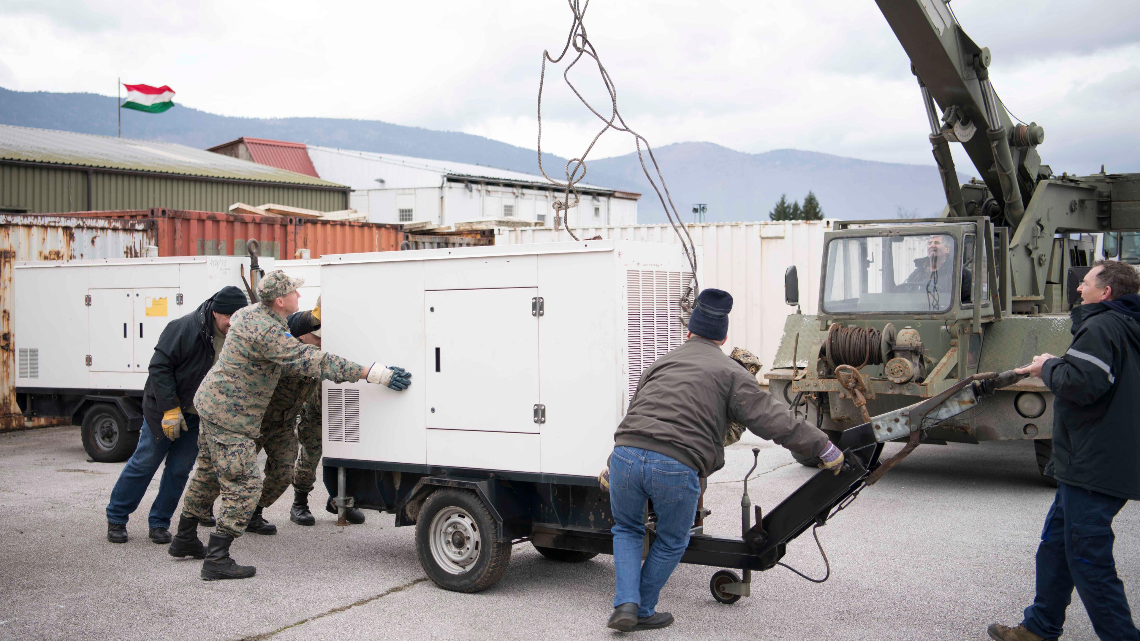 Štab NATO-a donirao devet agregata Oružanim snagama BiH