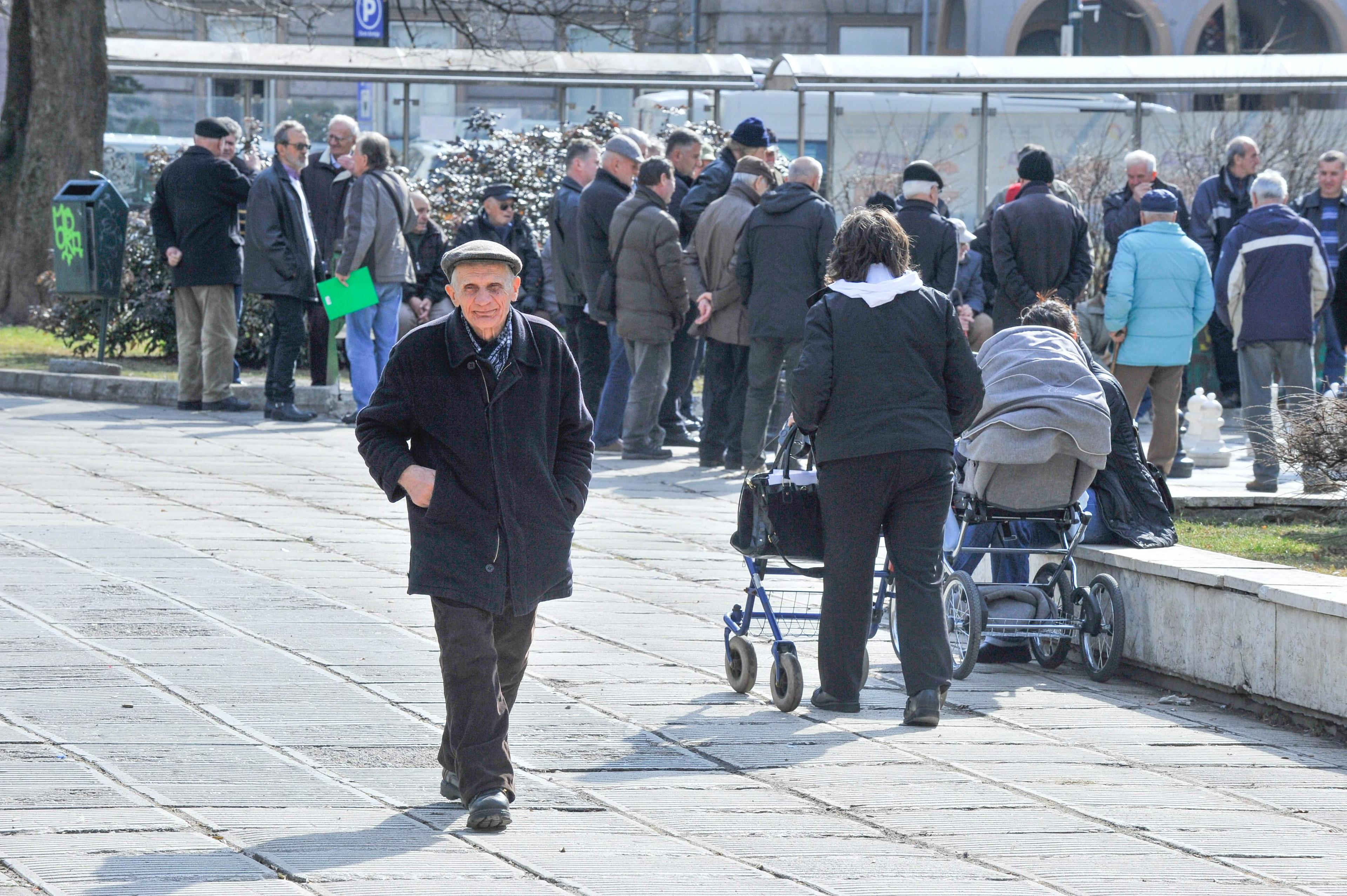 Za hljeb i mlijeko penzionerima mjesečno po 50 maraka