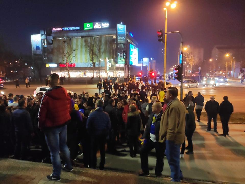 Navijači se okupljaju u Tuzli: "Zmajevi" će imati podršku punog Mejdana