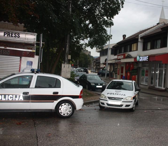 Brutalan napad u Stocu: Nožem izbo suprugu u vozilu