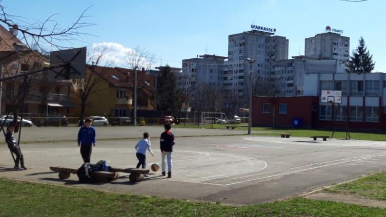 Počinje nastava u OŠ "Branko Ćopić": Jedno odjeljenje u izolaciji