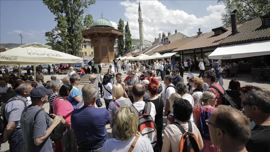 Udar na turizam - Avaz