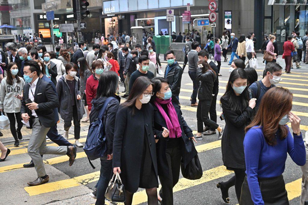 Vlasti Hong Konga: Korona pod kontrolom