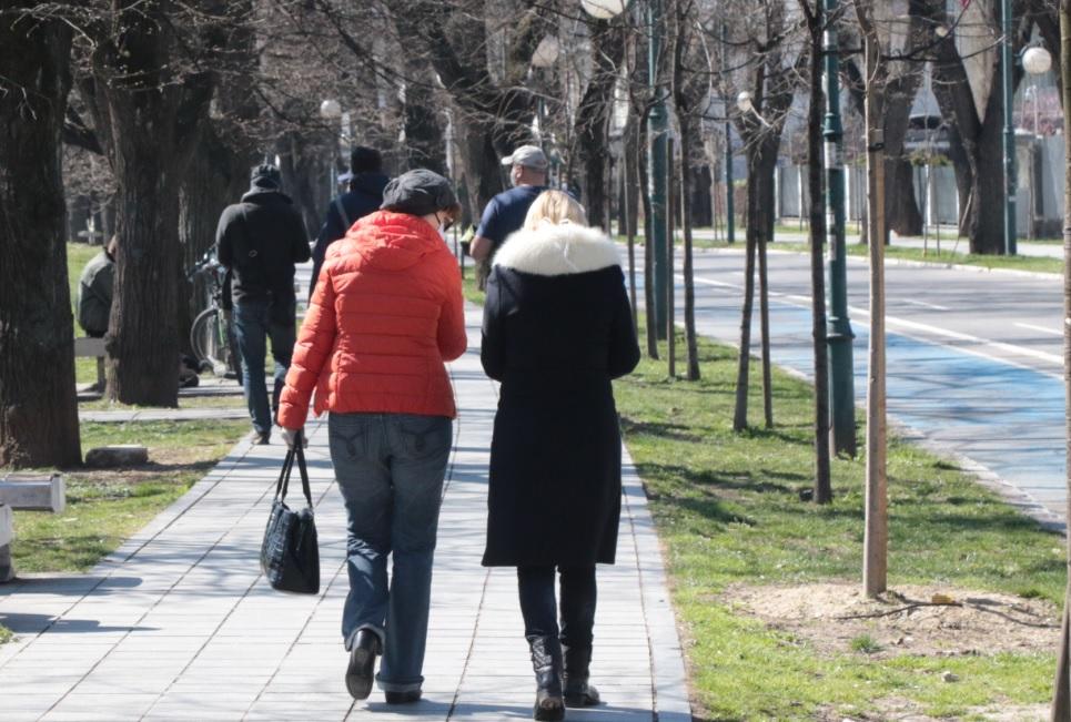 Socijalna distanca se također ne poštuje - Avaz