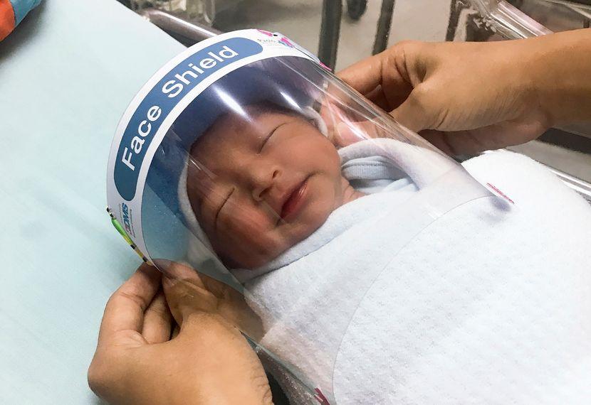 Ljekari u Bangkoku bebama čim se rode stavljaju zaštitni vizir