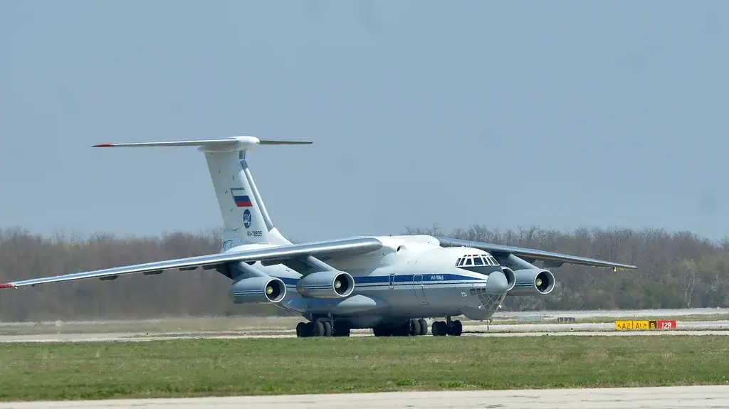 Avion slijeće u 16 sati - Avaz