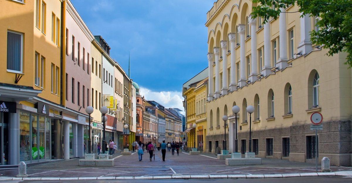 U RS zabrana kretanja van mjesta prebivališta do 18 sati u nedjelju