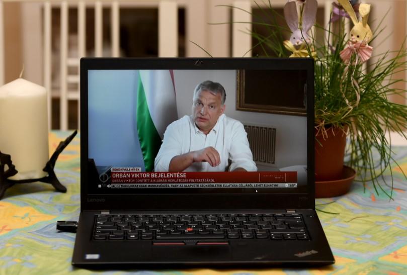 Orban tokom jedne od videokonferencija - Avaz