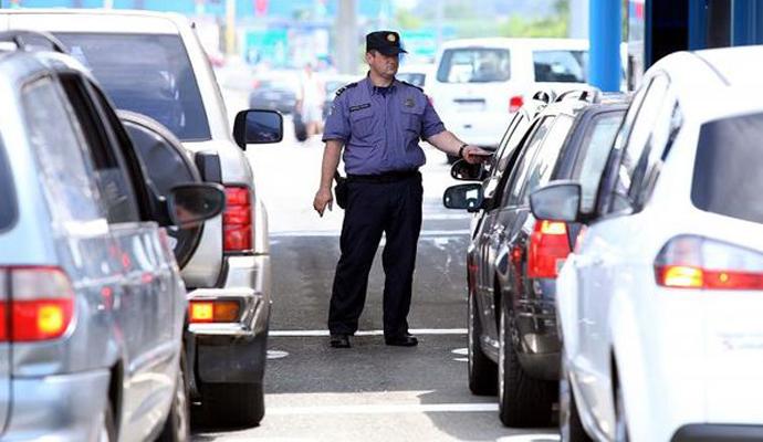 Obustavljen saobraćaj za vozila i pješake iz BiH prema Srbiji