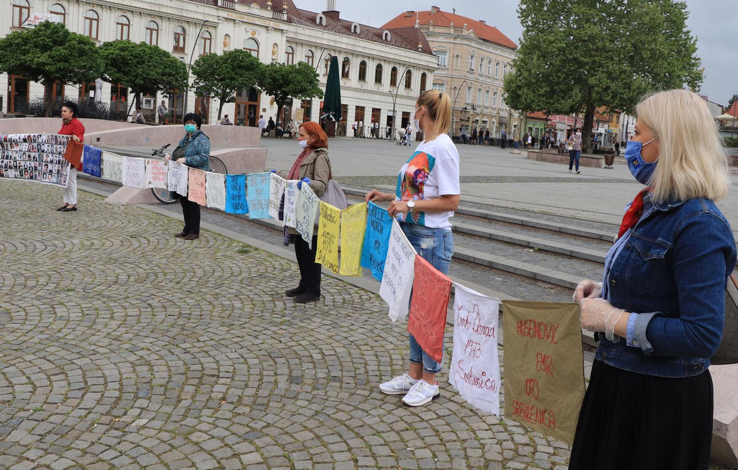 Majke Srebrenice: Od naših zahtjeva nismo odustale