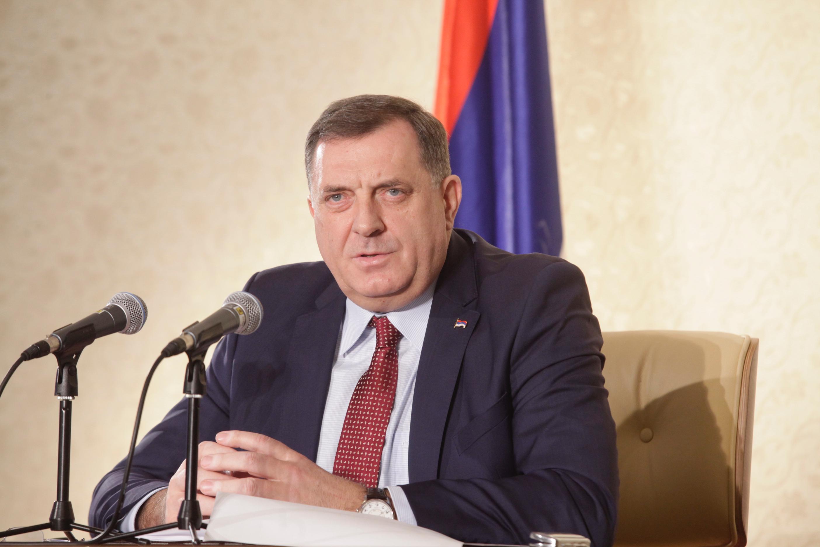 Dodik: Dešavanja u Crnoj Gori plaše svakoga, Đukanović se prodaje Bošnjacima