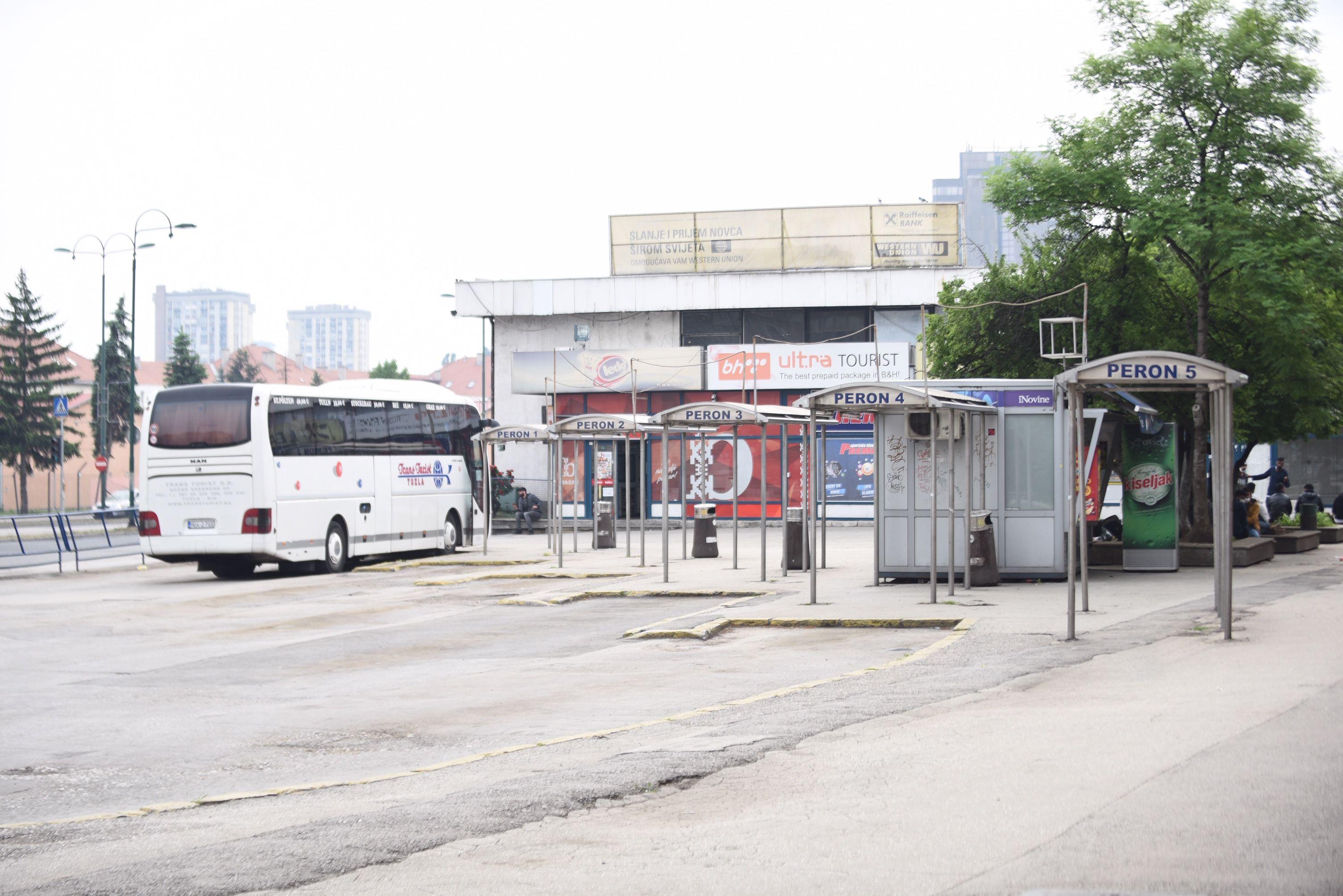 Prvi autobus jutros otišao za Ulcinj, od naredne sedmice linije za Austriju i Njemačku