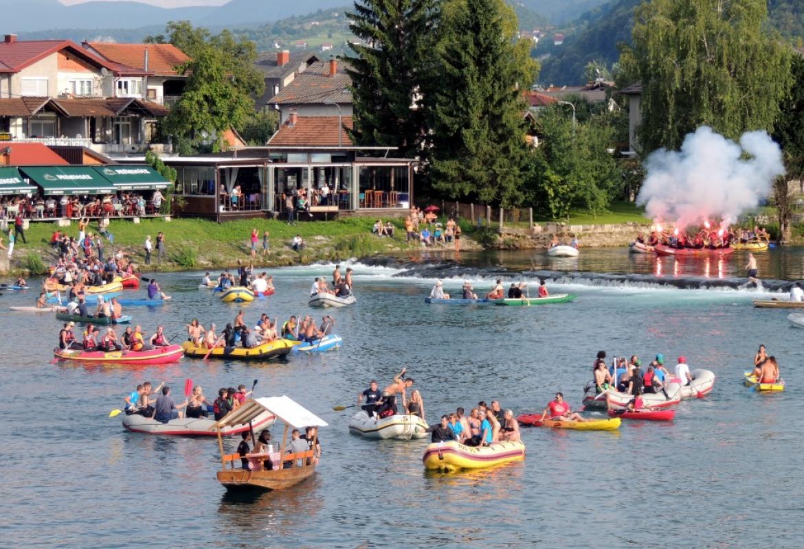 Ovako je bilo ranijih godina - Avaz