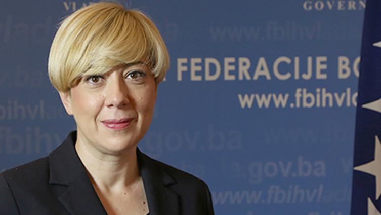 Edita Đapo - Avaz