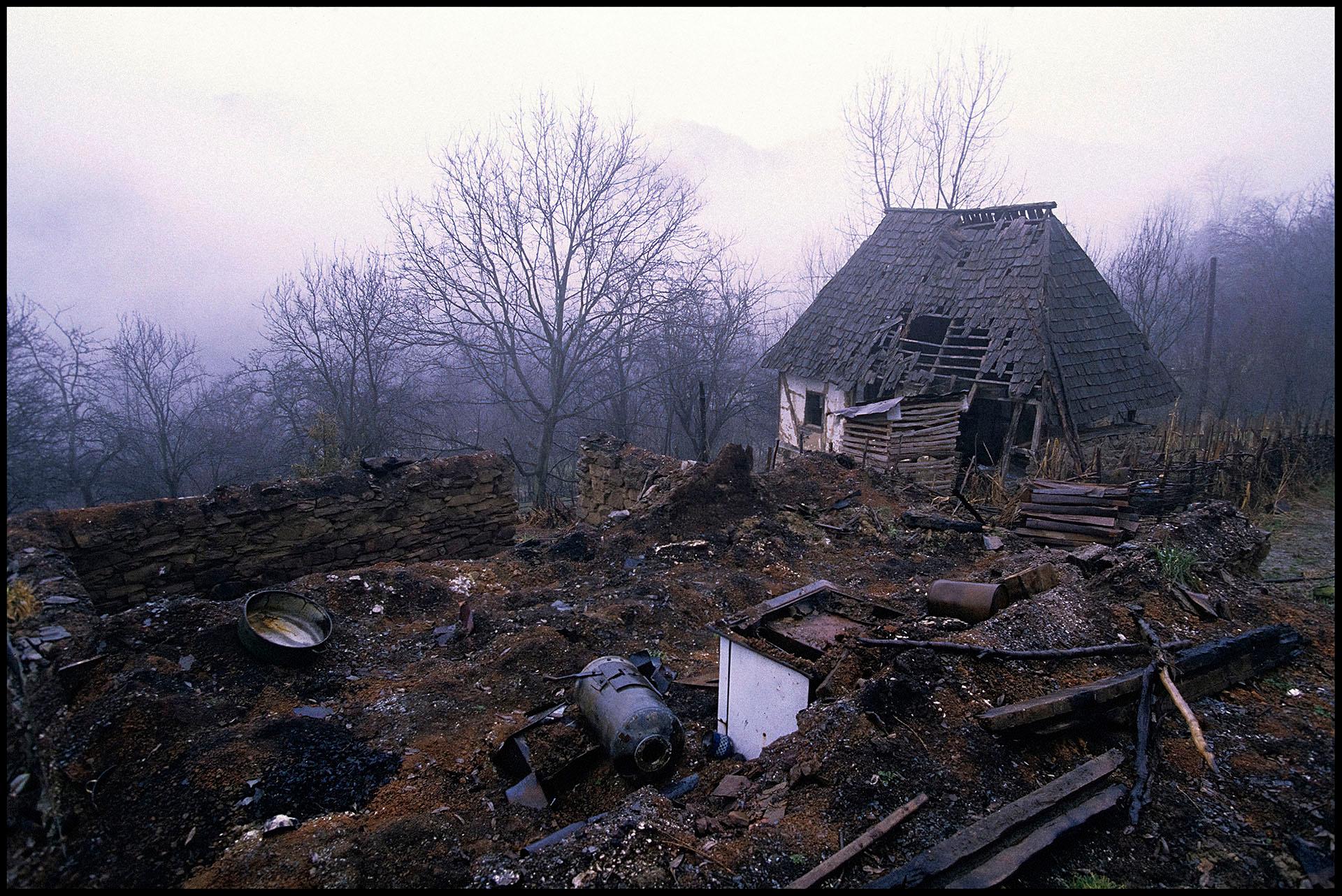 Dio izloženih fotografija - Avaz