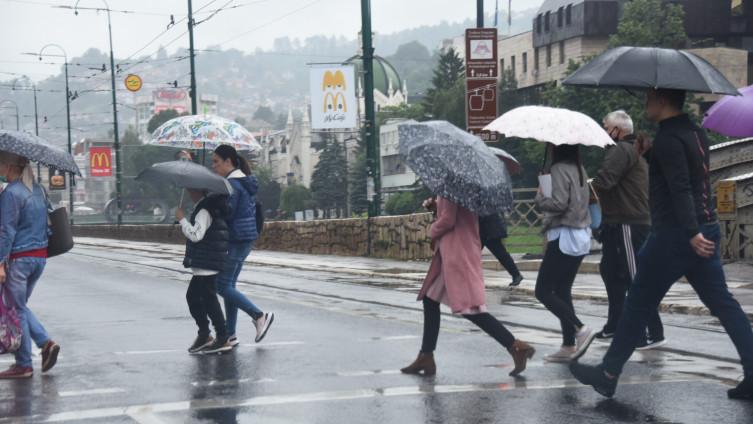 Poslije visokih temperatura: U BiH pljuskovi i grmljavina