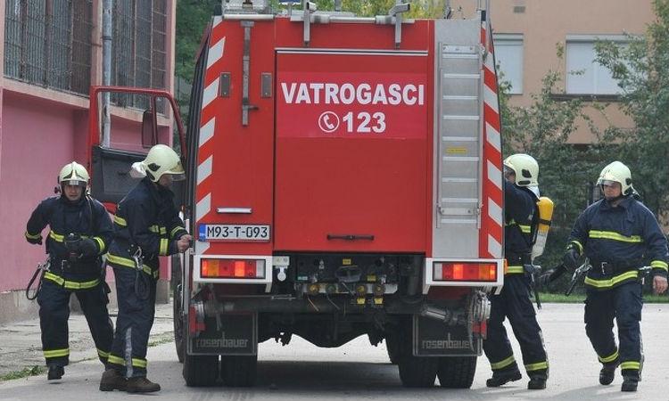 Kratki spoj izazvao požar, žena lakše povrijeđena