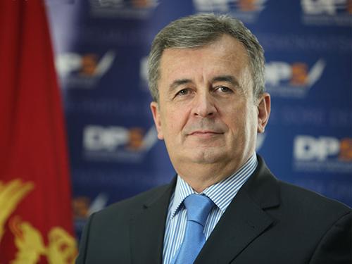 Ambasador Stanišić za Avaz: Građani BiH bez problema ulaze u Crnu Goru