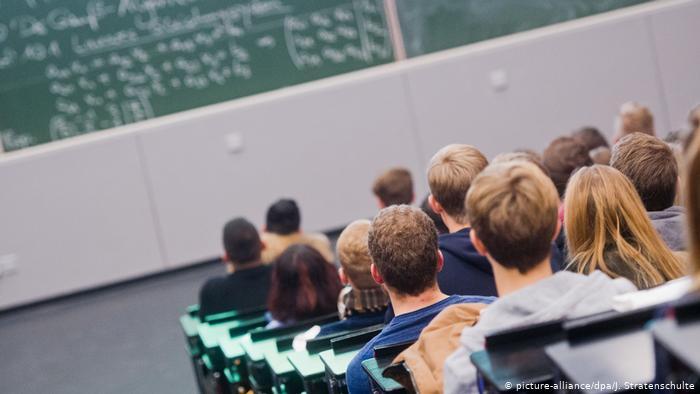 Strani studenti, koji dolaze u Njemačku, a čija predavanja se odvijaju isključivo online, neće imati pravo na vizu zbog pandemije - Avaz