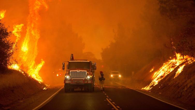 Kalifornija: Vatra trenutno zahvata oko 700.000 dunuma zemljišta - Avaz