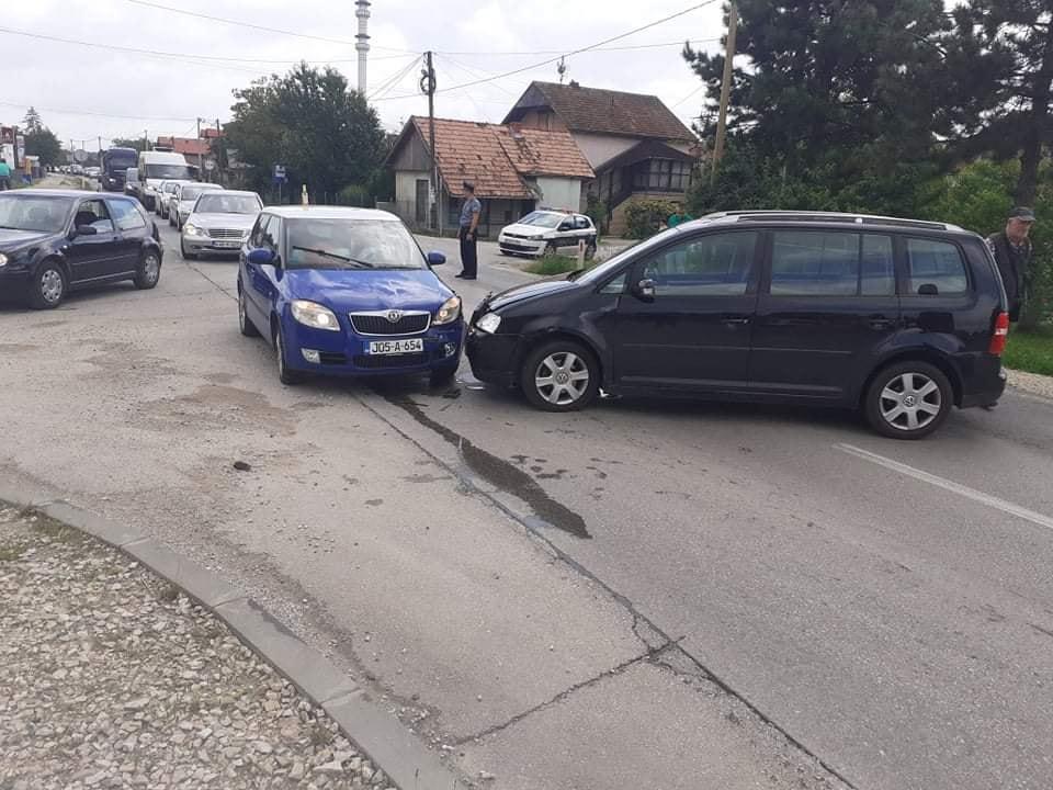 Sudar kod Kalesije, saobraćaj se odvijao otežano